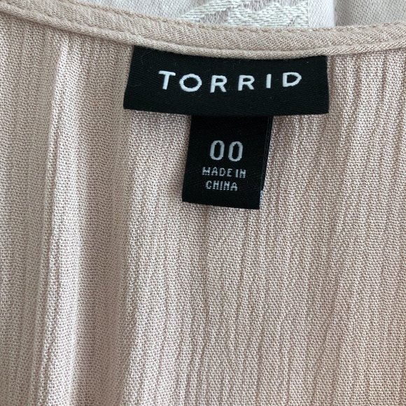 Torrid Blush Sleeveless Top - Picture 5 of 7